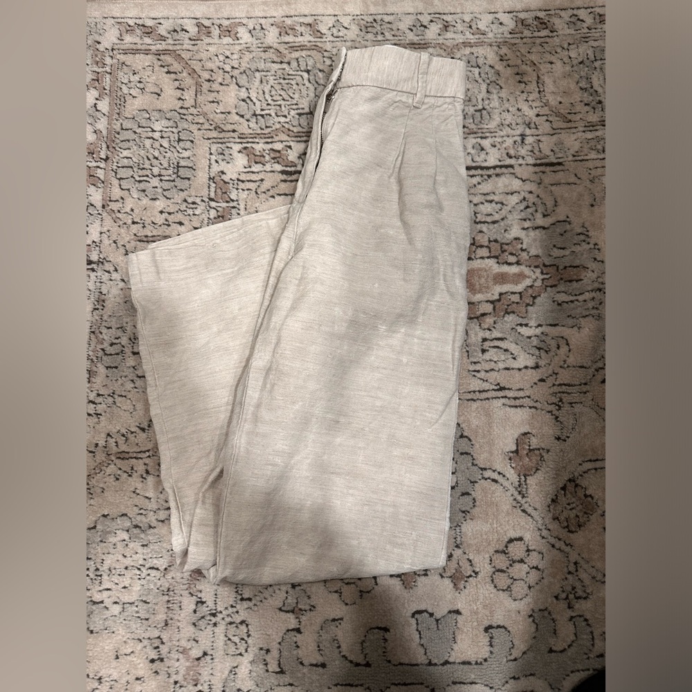 Aritzia Effortless Linen Pant